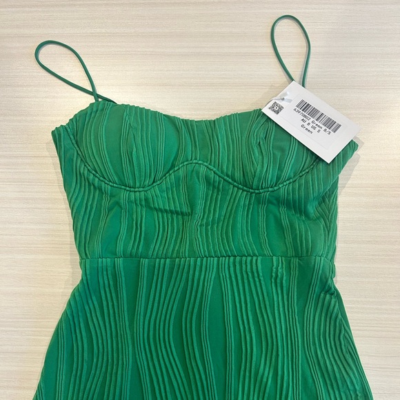 Selfie Leslie green stripe textured, lined maxi dress - Picture 4 of 4